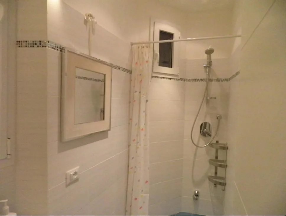 Calzaiuoli Sunshine Apartment Florence Italy