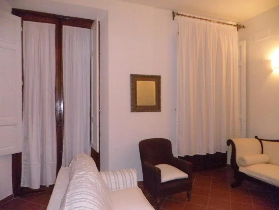 Calzaiuoli Sunshine Apartment Florence