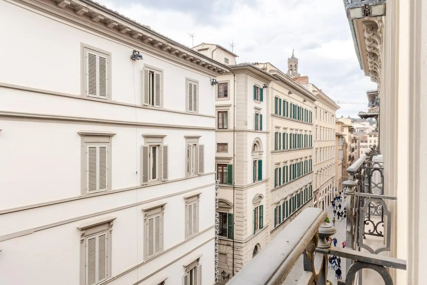 Calzaiuoli Sunshine Apartment Florence